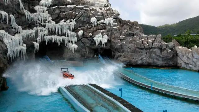 Arctic Roller Coaster