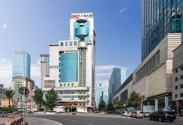 Rushi (Chaowa) Hotel (Chengdu Chunxi Road Tianfu Square Subway Station)