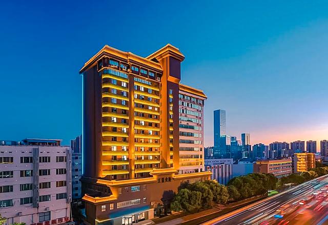 Haikou Xichen Zhixiang Hotel (Haikou Meilan International Airport)