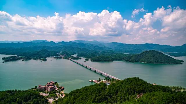 Tianyu Mountain Observation Deck