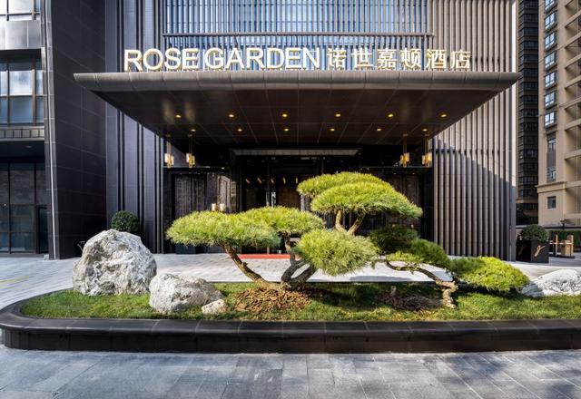 Rose Garden Hotel