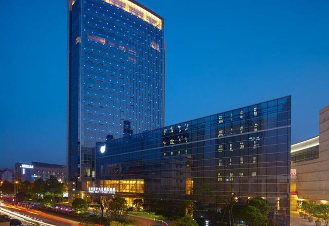 Grand New Century Hotel Fuyang