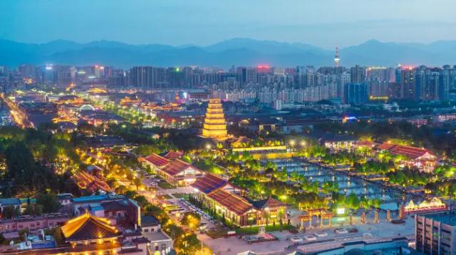 Giant Wild Goose Pagoda South Square