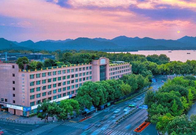 Sofitel Hangzhou West Lake