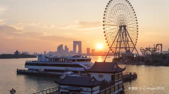 Jinji Lake Cruise