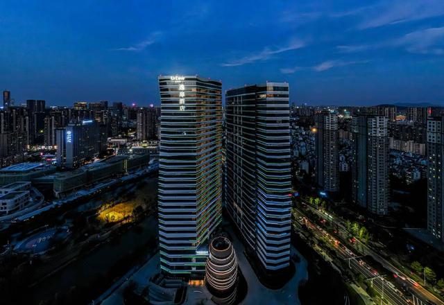 UrCove by HYATT Hangzhou Riverside CBD