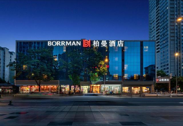 Baiman Hotel (Chengdu Jinniu Wanda Liangjiaxiang Subway Station Store)