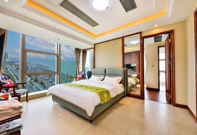 Sea View Apartment in shuiyifang (Dalian Venice water city store)