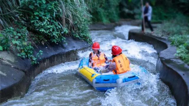 Huangshidong Drifting