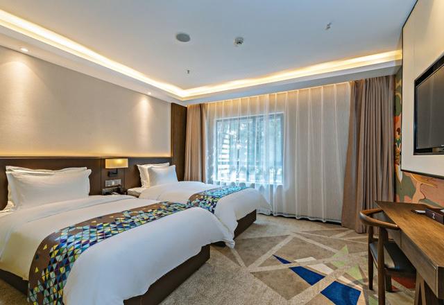 CHEERMAY&nbsp;HOTELS (Guangzhou Pazhou Exhibition Center Chigang Metro Station)