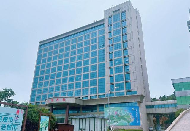 Haoyunjiao Hotel (Rongcheng Zoo)