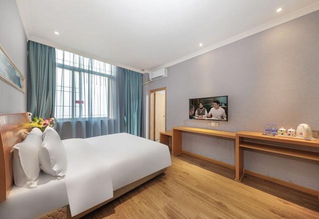 Green Alliance Hotel(Shenzhen Nanshan District Shekou Sea World Taizi Road )