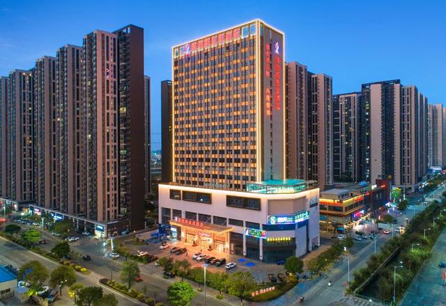 Venus Royal Hotels (Zhongshan Dongfeng Center)