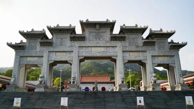 Putuo Temple