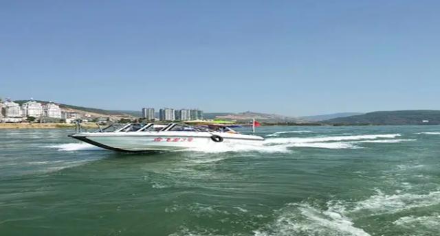 Mekong River Speedboat