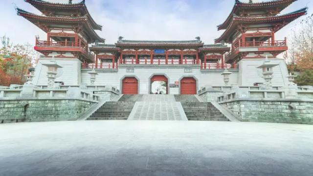 The Qing Dragon Temple