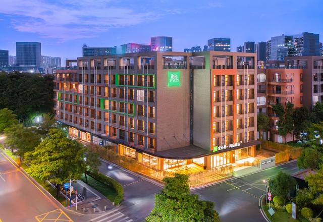 Ibis Styles Hotel (Shenzhen Guangmingcheng Station)