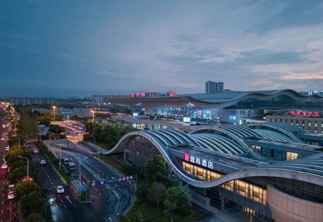 Yishang Hotel (Changsha High-speed Railway South Station East Plaza Branch)