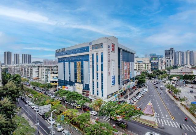 Kailin International Hotel (Shenzhen Guangming Street subway station)