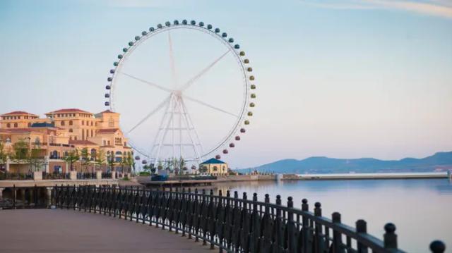 Qingdao Haiquan Bay • Ocean Star Ferris Wheel